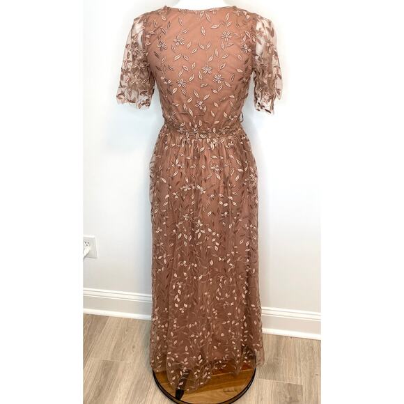 Baltic Born Marseille Vine Embossed Maxi Dress In Nude Rose Size XS - Picture 11 of 16
